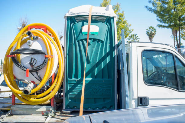 Best Porta potty delivery and setup  in Falcon Heights, MN